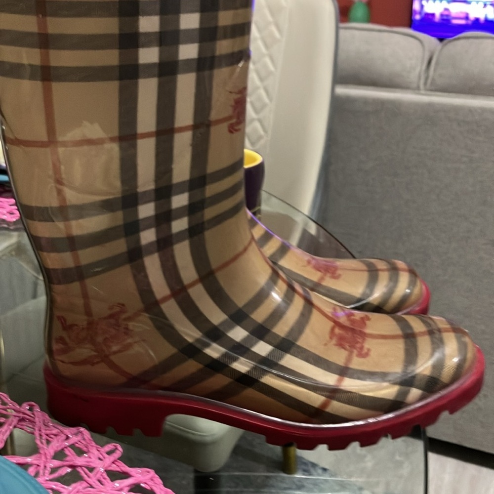 Burberry rain boots